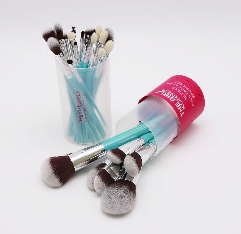 Girlzkorner 32 piece professional brush set