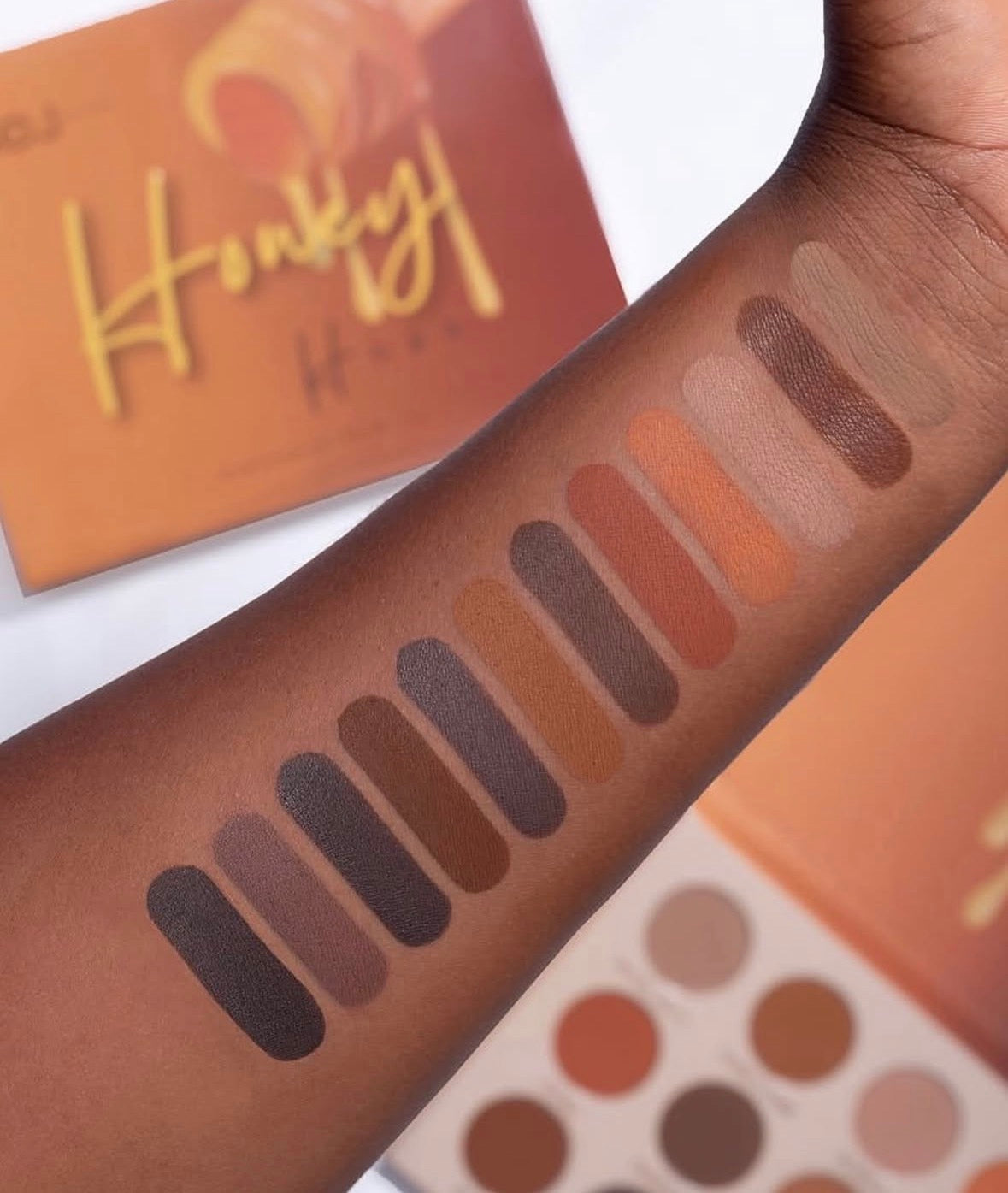 BOJ Honey Hive Eyeshadow palette