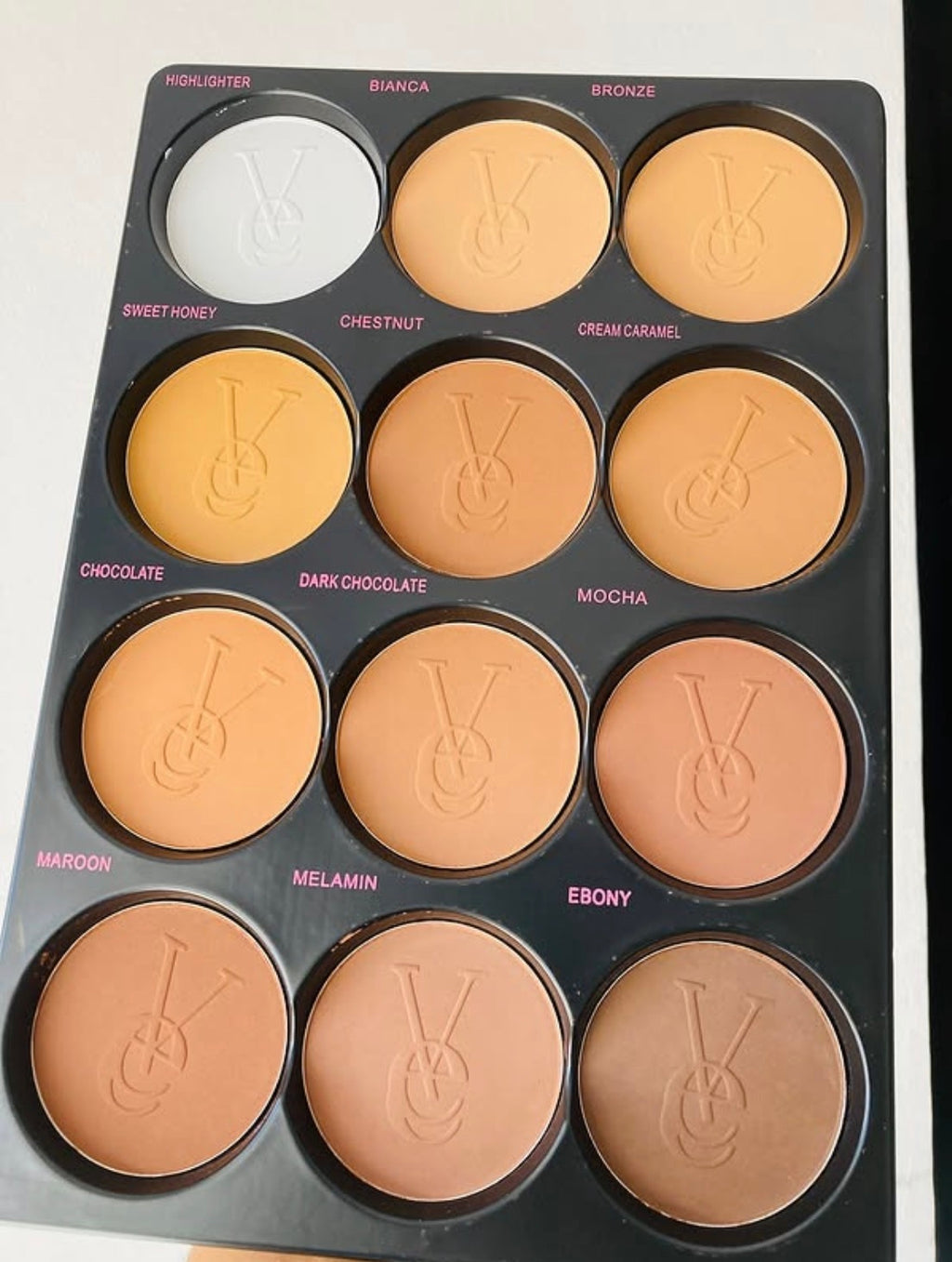 Vee Beauty 12in1 Powder Palette