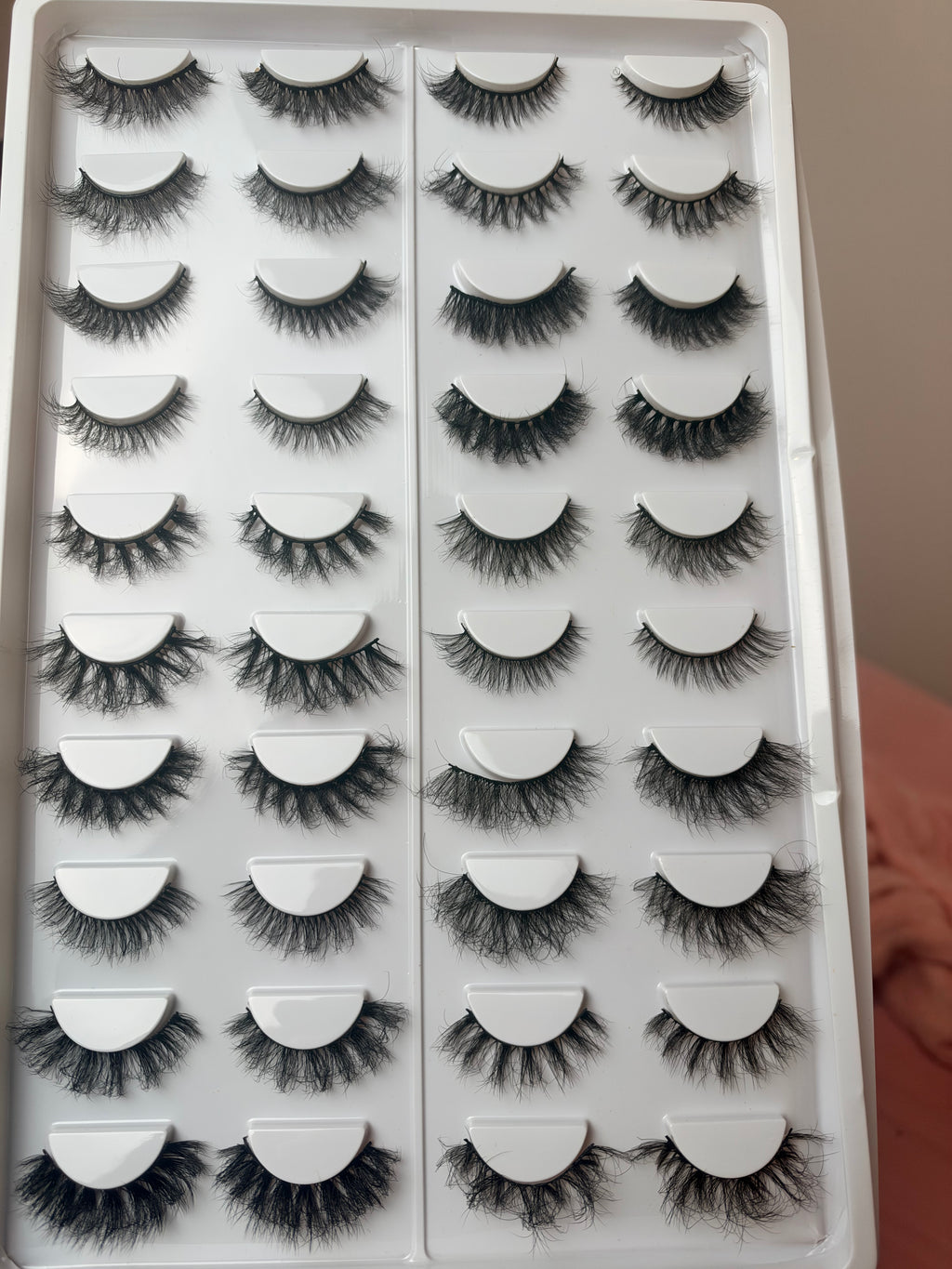 Unbranded Fluffy Soft 20in1 Lash tray