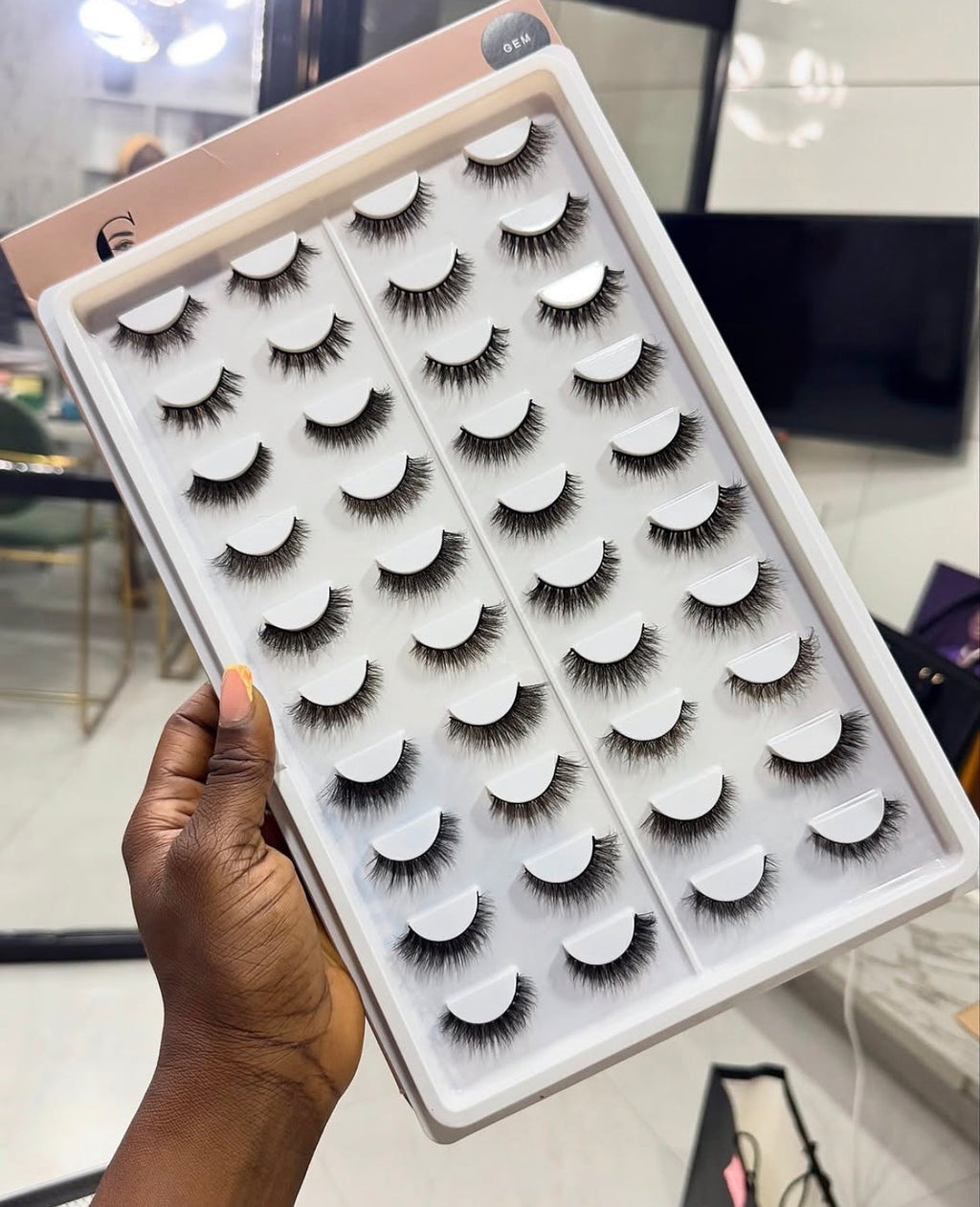 Chee lashes