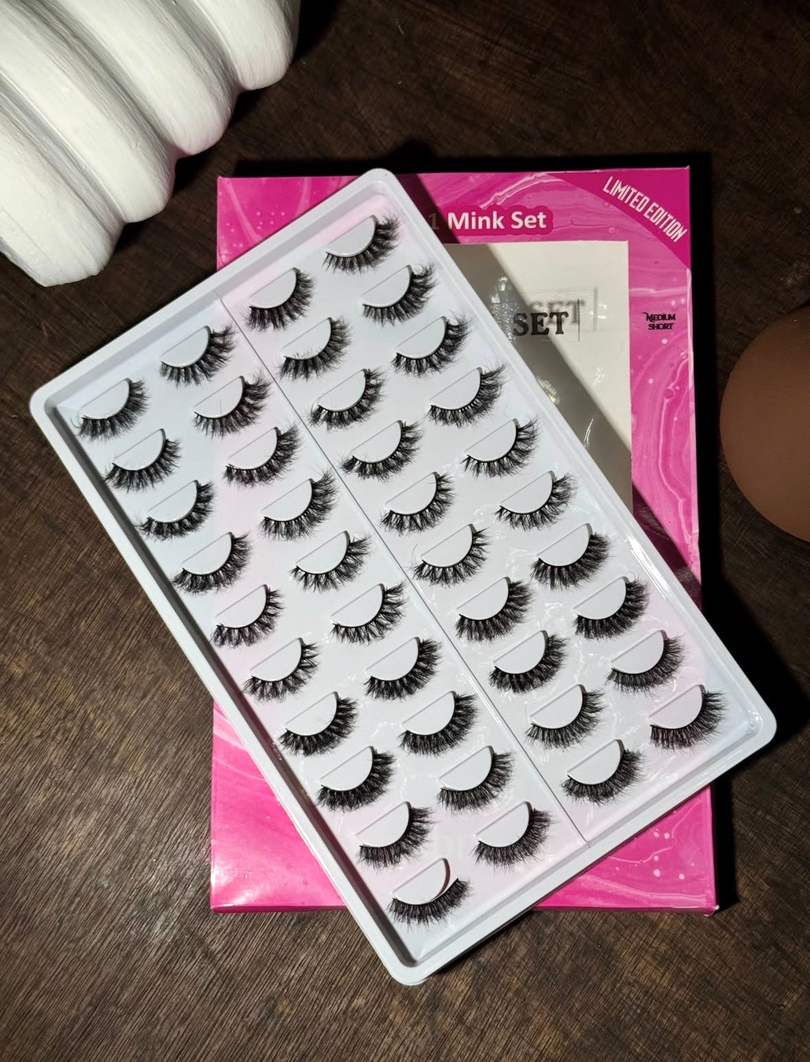 Voan Beauties 20in 1 Ethereal Lash set
